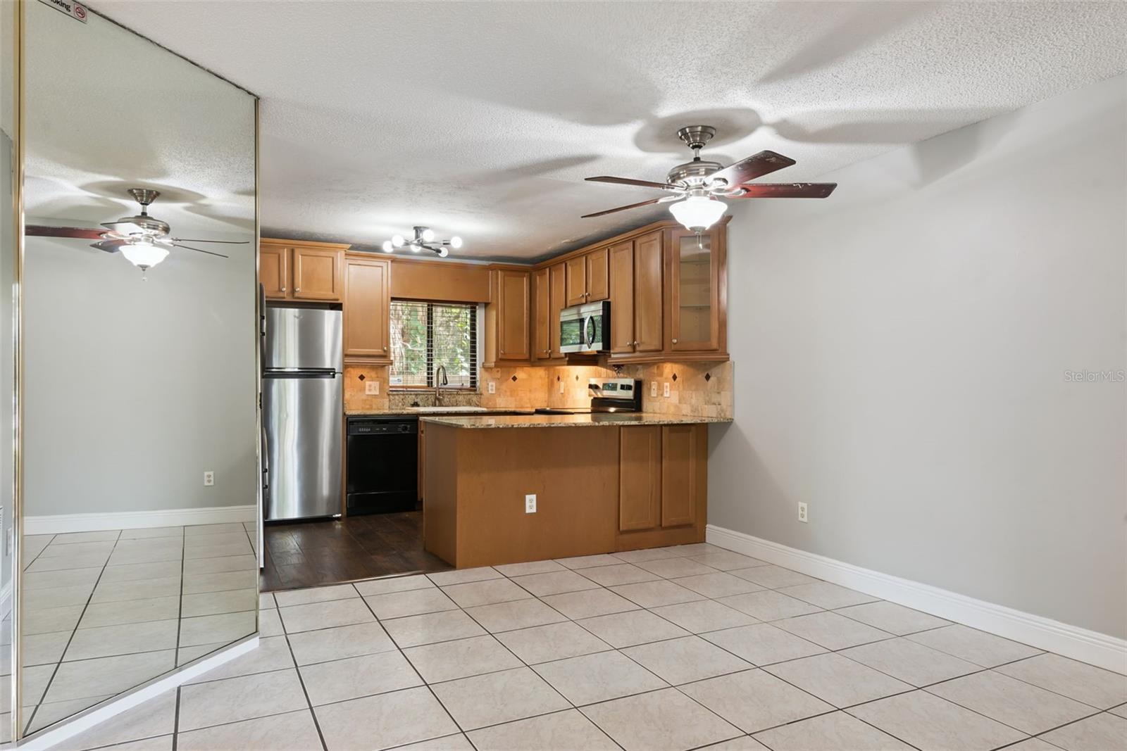 WHISPERWOOD CONDO 04 - Residential Lease