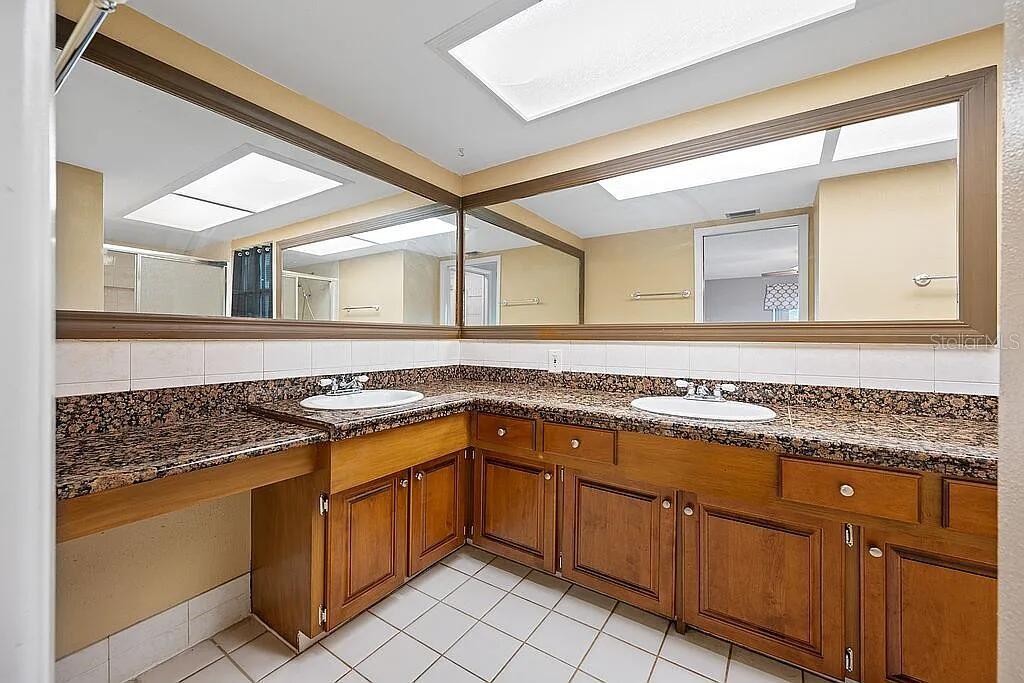 WESTLAKE VILLAGE - Residential