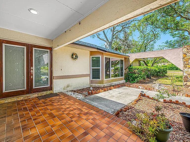 WESTLAKE VILLAGE - Residential