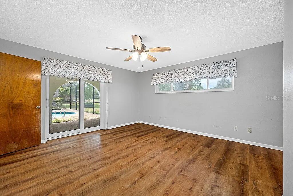 WESTLAKE VILLAGE - Residential