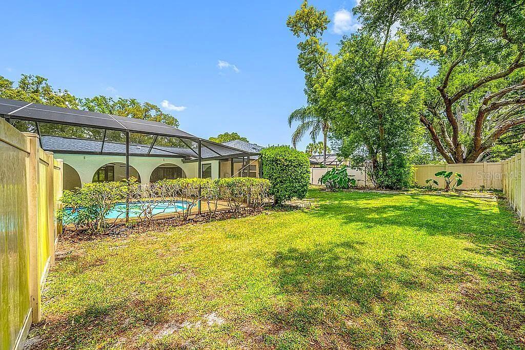 WESTLAKE VILLAGE - Residential