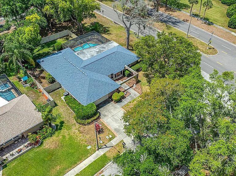 WESTLAKE VILLAGE - Residential