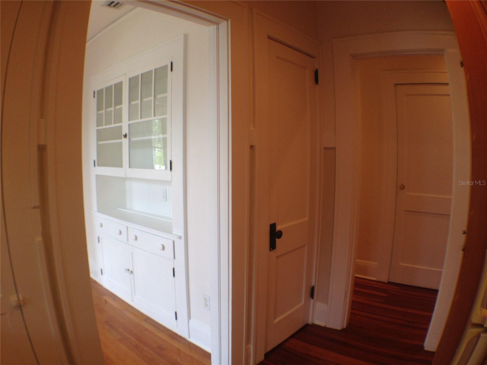 HYDE PARK WEST - Residential Lease