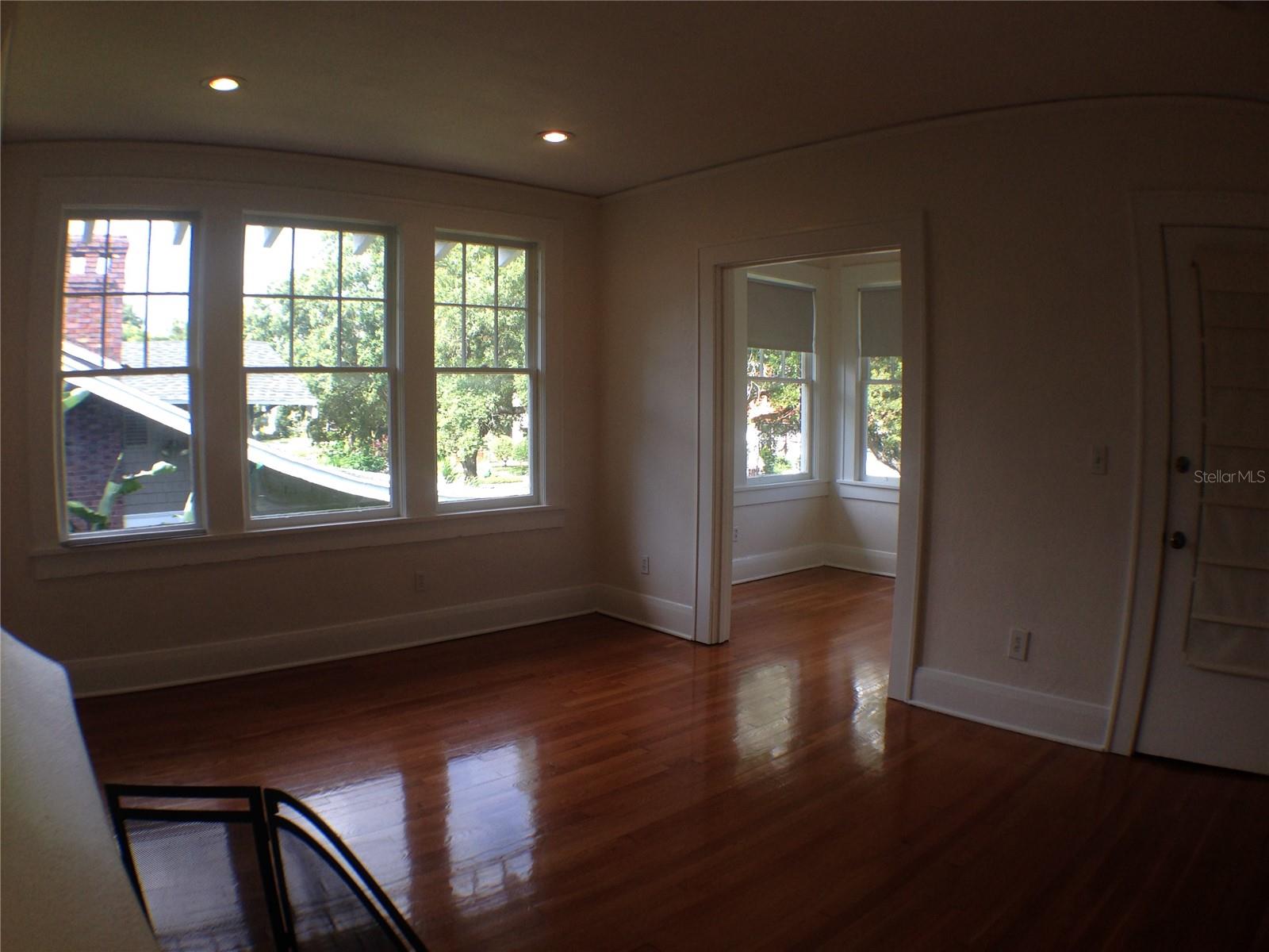 HYDE PARK WEST - Residential Lease