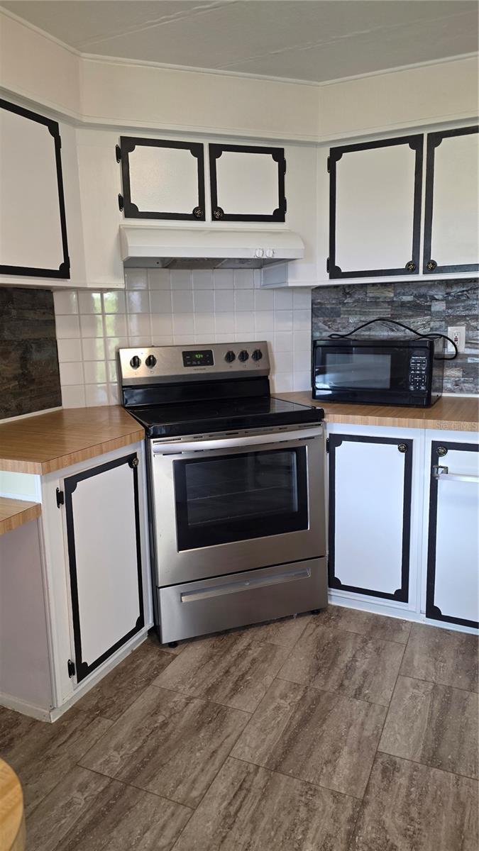 TAVARES LAKE FRANCES ESTATES UNIT 02 - Residential