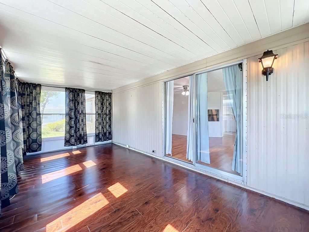 TAVARES LAKE FRANCES ESTATES UNIT 02 - Residential