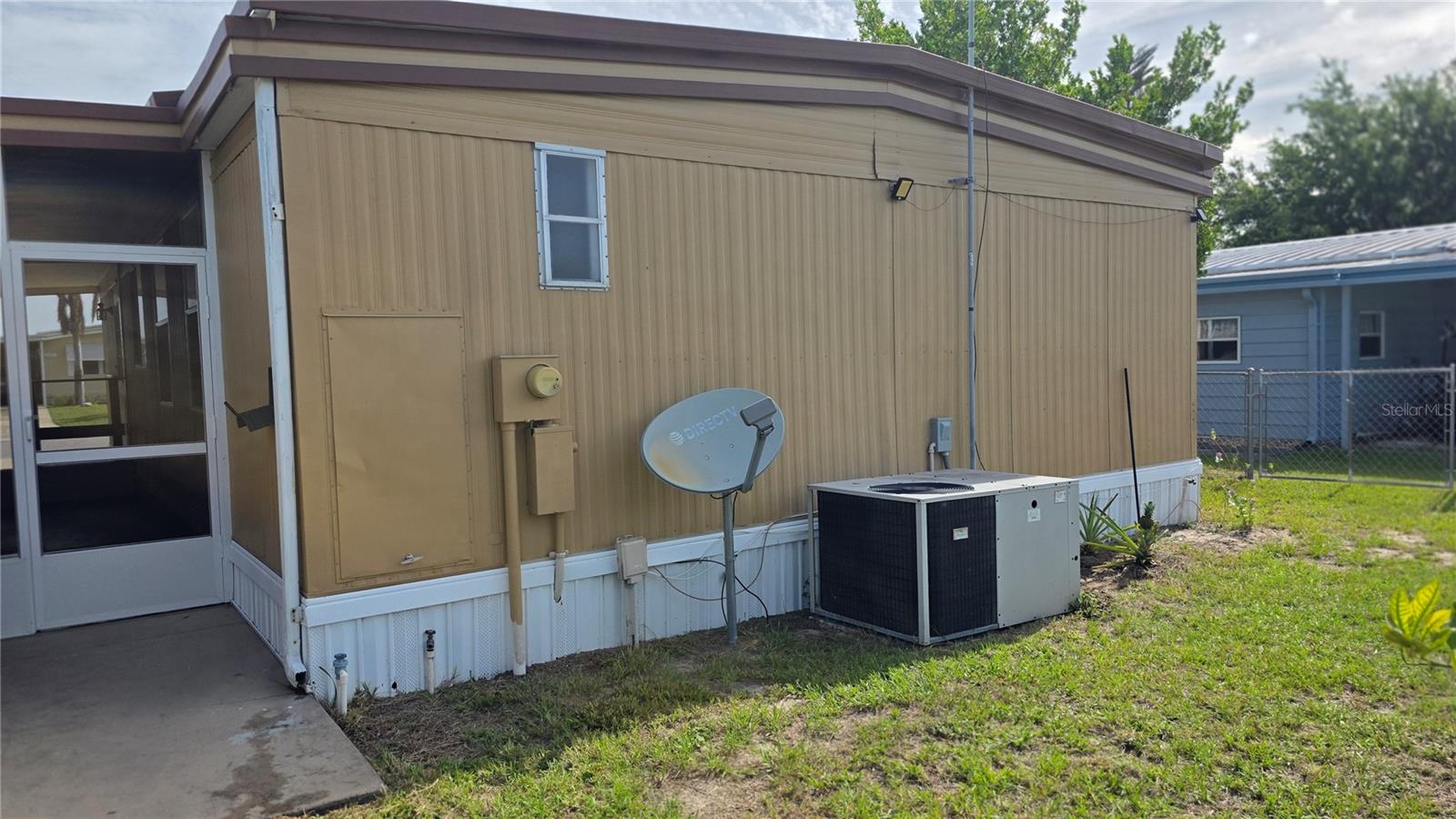 TAVARES LAKE FRANCES ESTATES UNIT 02 - Residential