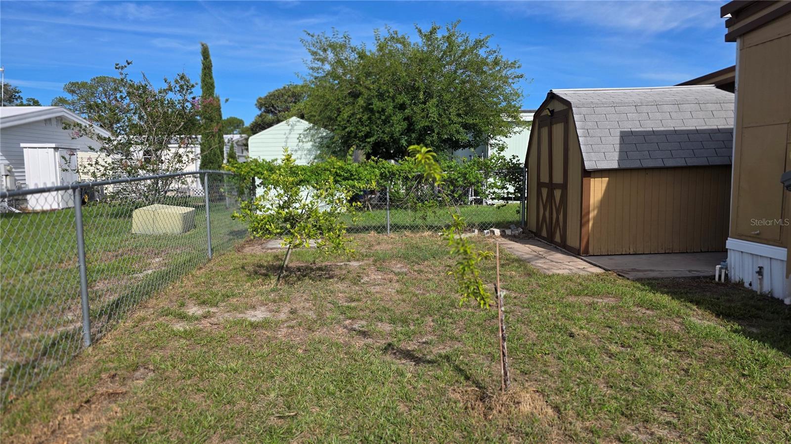 TAVARES LAKE FRANCES ESTATES UNIT 02 - Residential