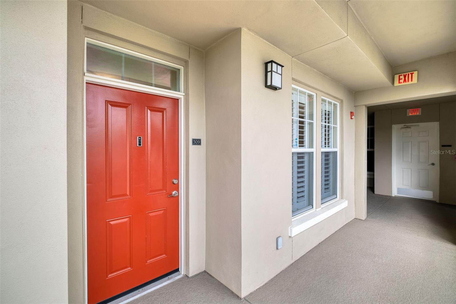 ARTISAN CLUB CONDO PH 4 - Residential