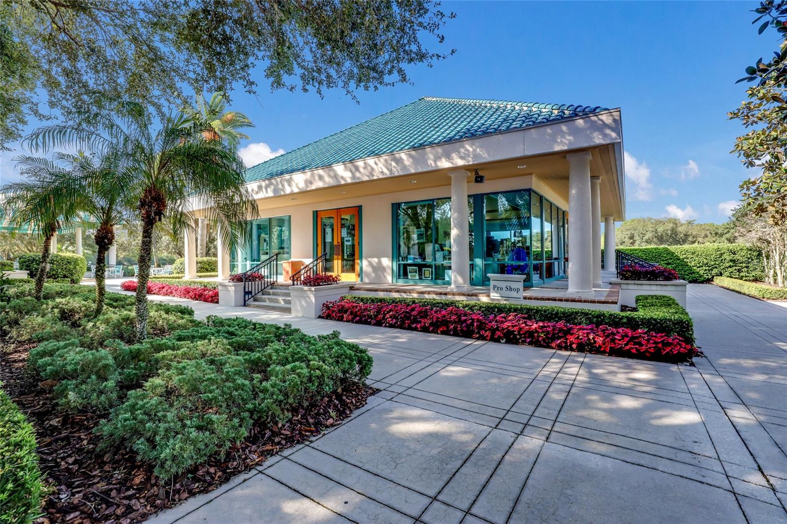 UNIVERSITY PARK COUNTRY CLUB - Residential