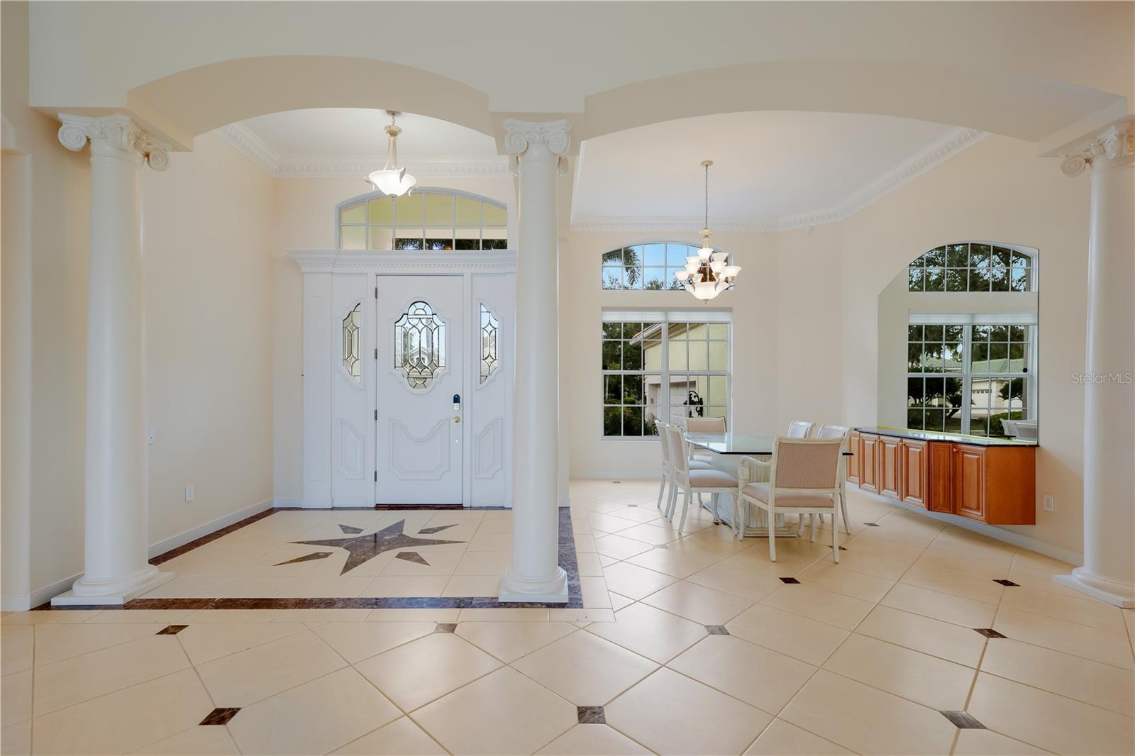 UNIVERSITY PARK COUNTRY CLUB - Residential