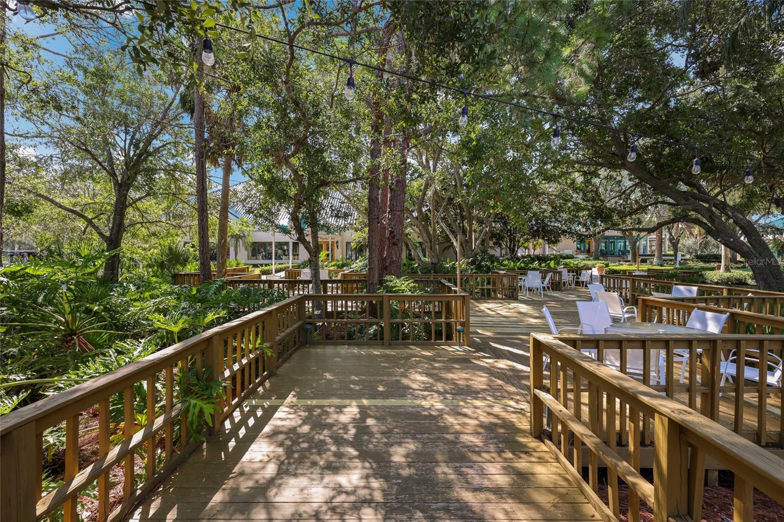UNIVERSITY PARK COUNTRY CLUB - Residential