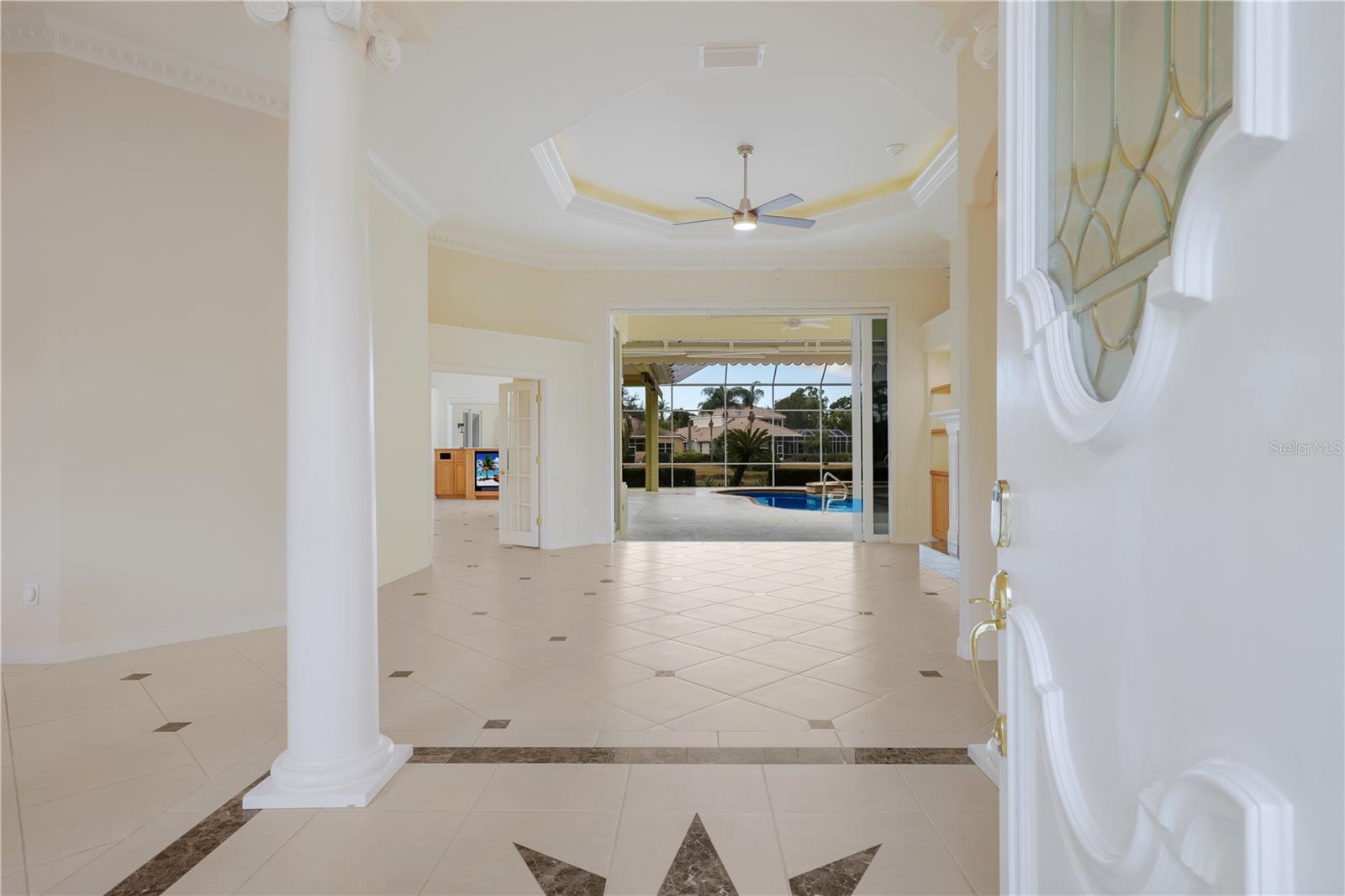 UNIVERSITY PARK COUNTRY CLUB - Residential