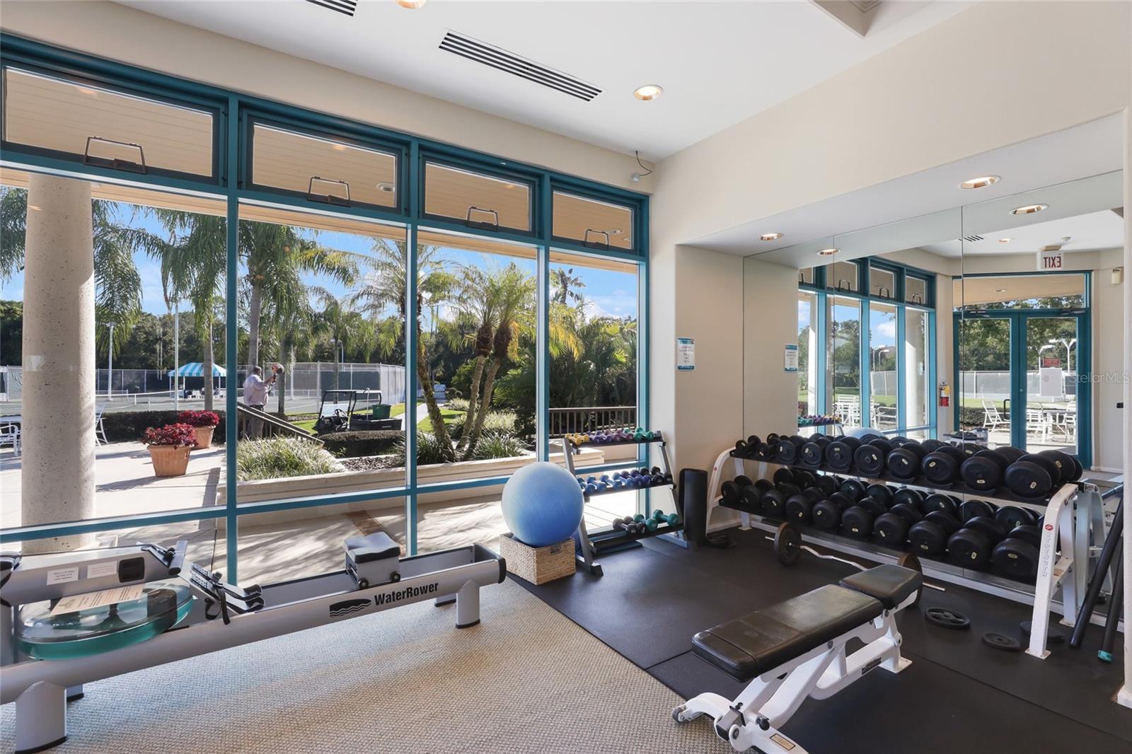 UNIVERSITY PARK COUNTRY CLUB - Residential