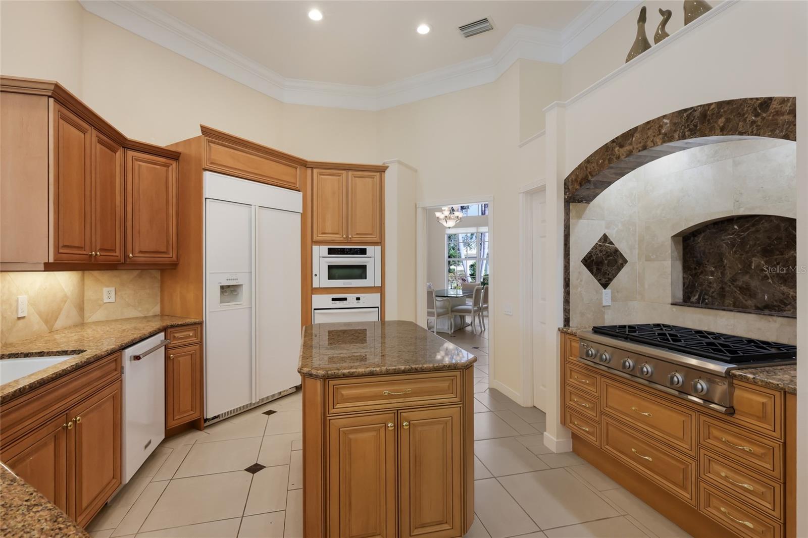 UNIVERSITY PARK COUNTRY CLUB - Residential