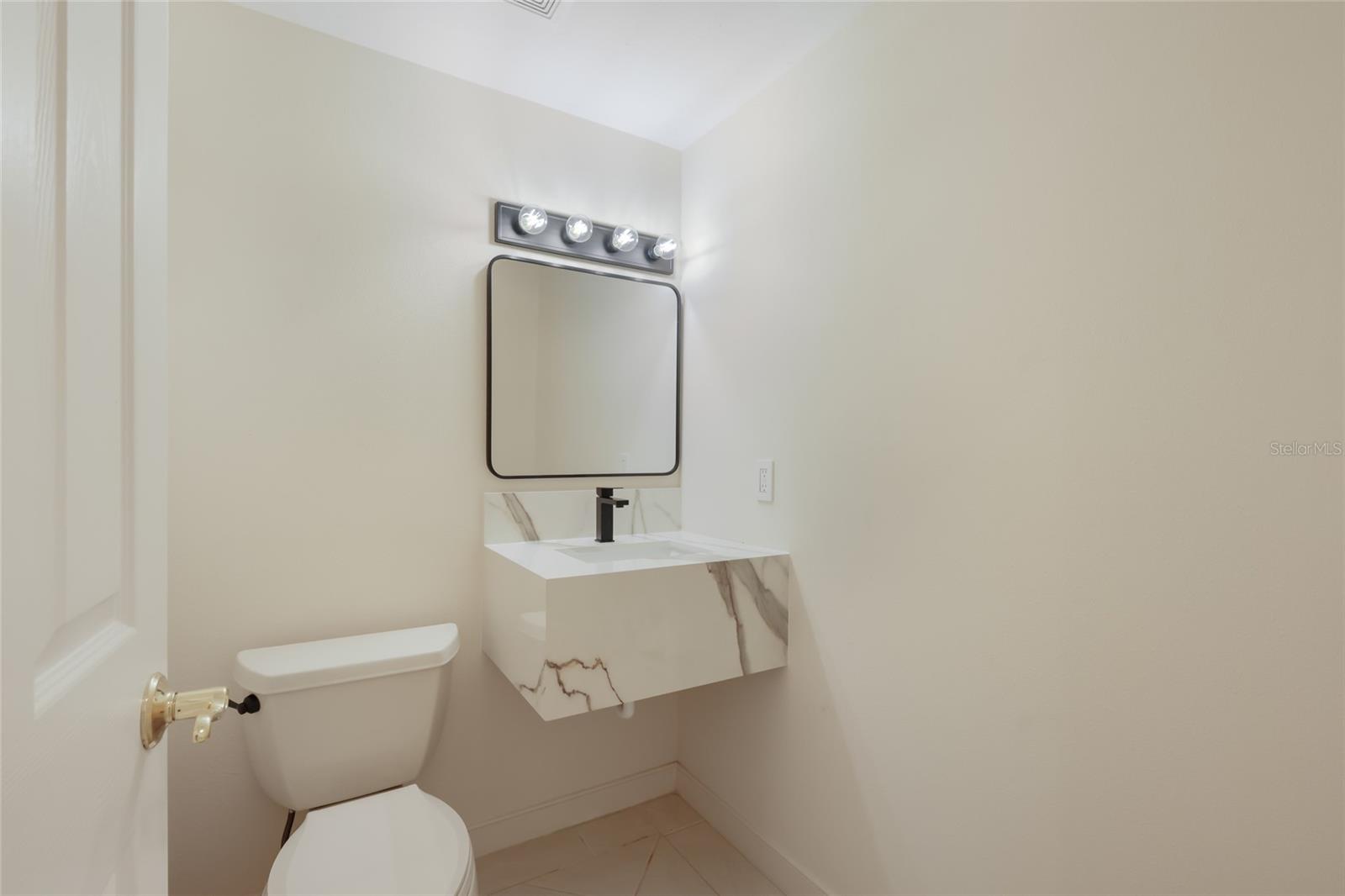 UNIVERSITY PARK COUNTRY CLUB - Residential