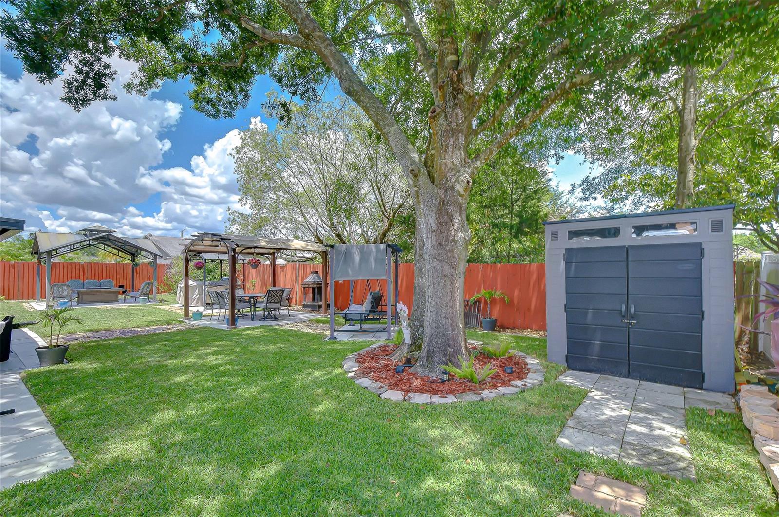 COUNTRY PLACE WEST UNIT I - Residential