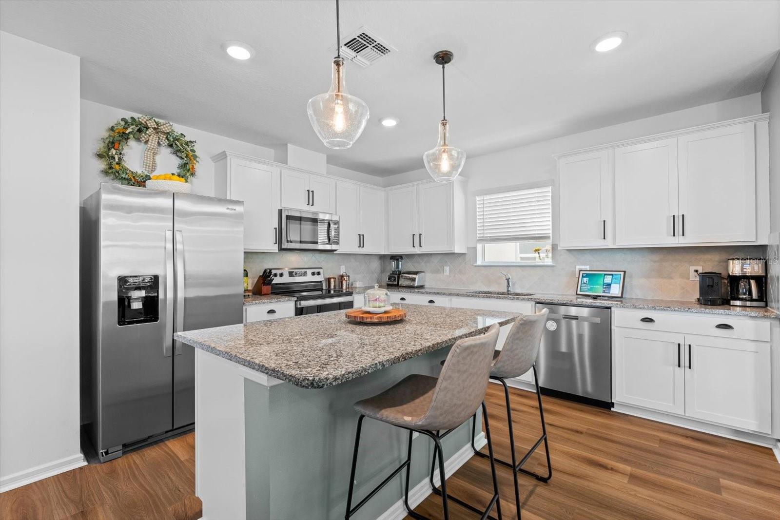 ISLES AT BAYVIEW PH II - Residential Lease