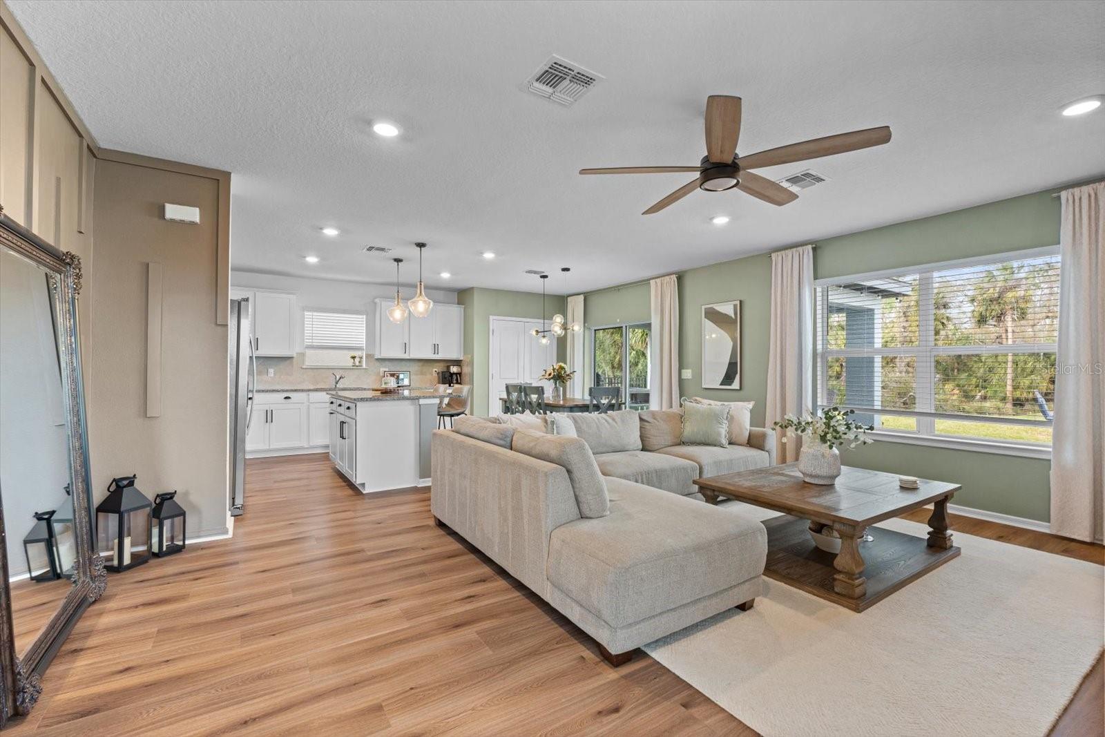 ISLES AT BAYVIEW PH II - Residential Lease
