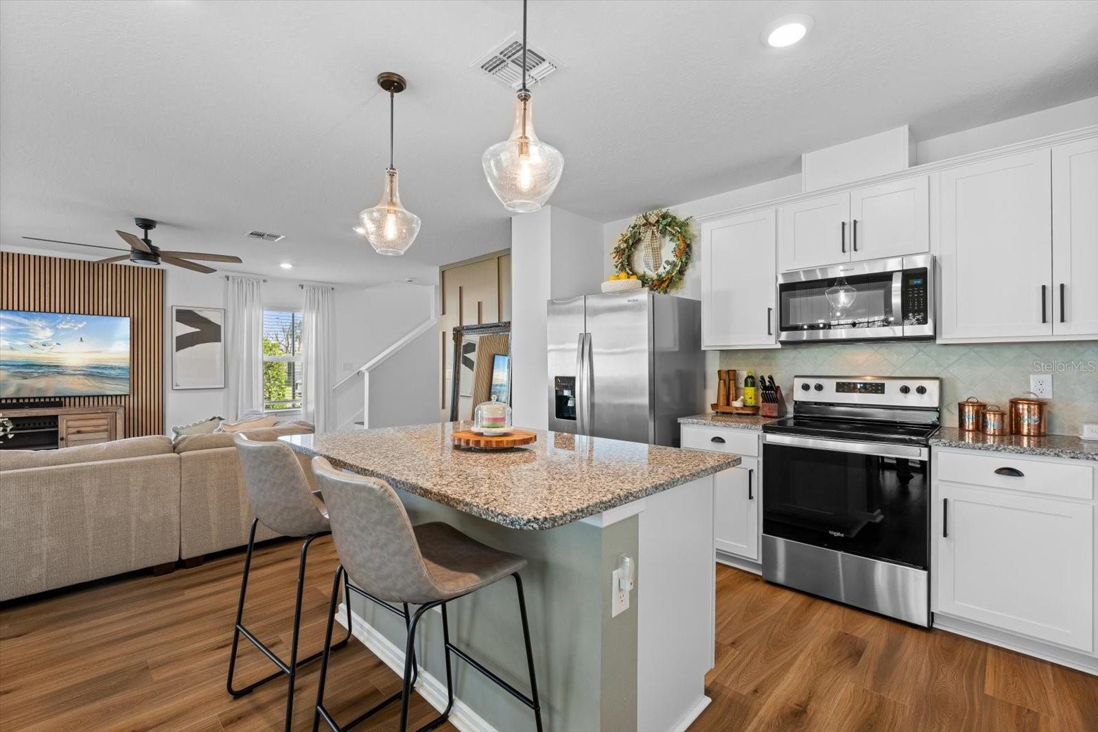 ISLES AT BAYVIEW PH II - Residential Lease