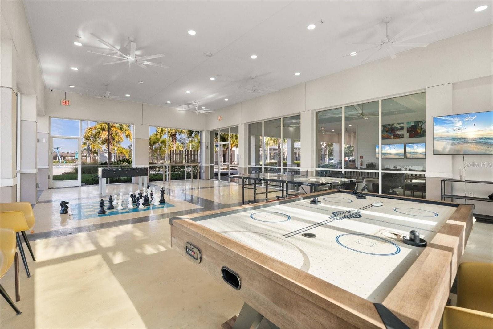 ISLES AT BAYVIEW PH II - Residential Lease