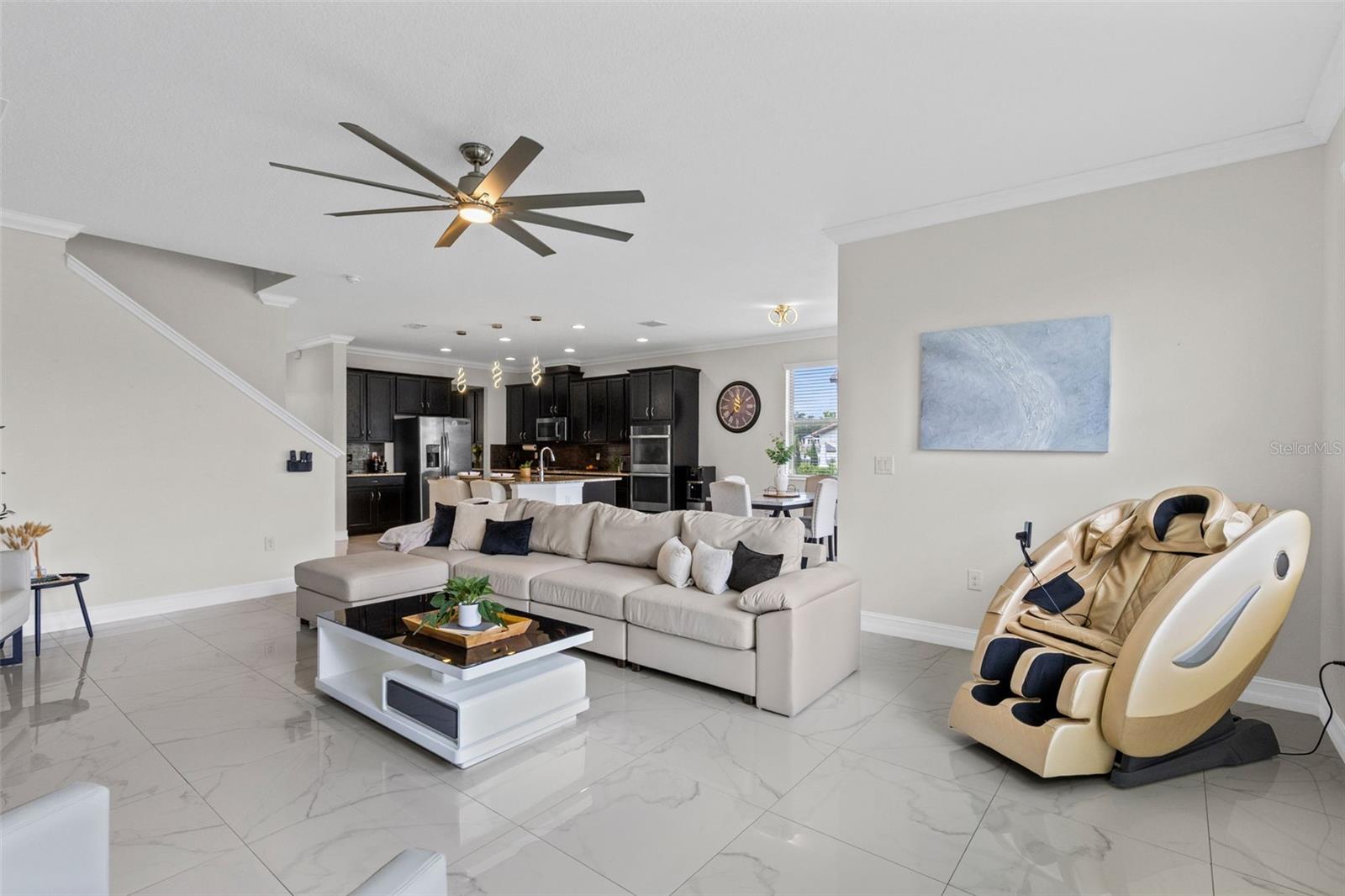 RIVIERA BELLA UN 7 - Residential