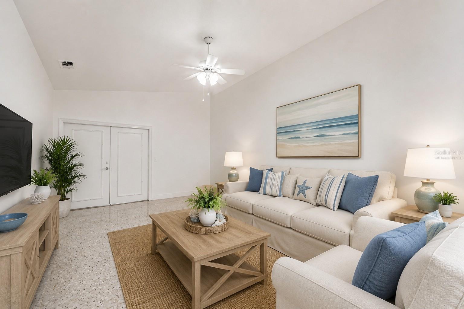 CLOVERPLACE CONDO - Residential
