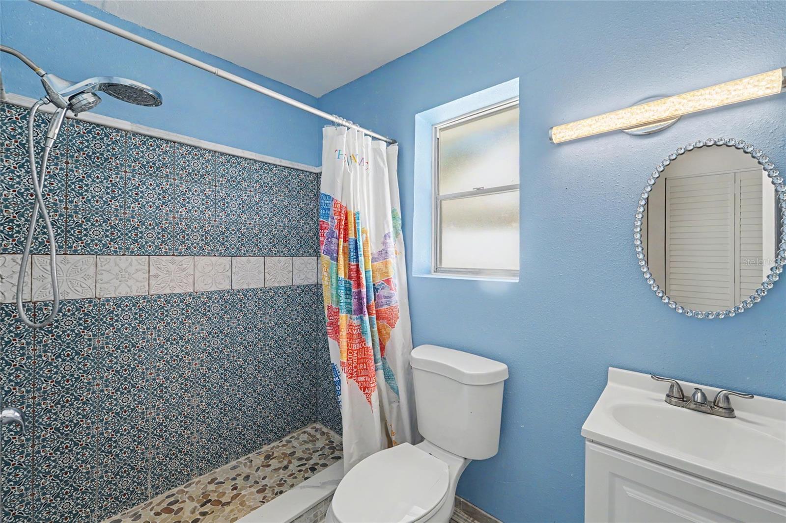 CLOVERPLACE CONDO - Residential