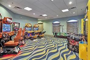 CHAMPIONS CLUB - Residential Lease