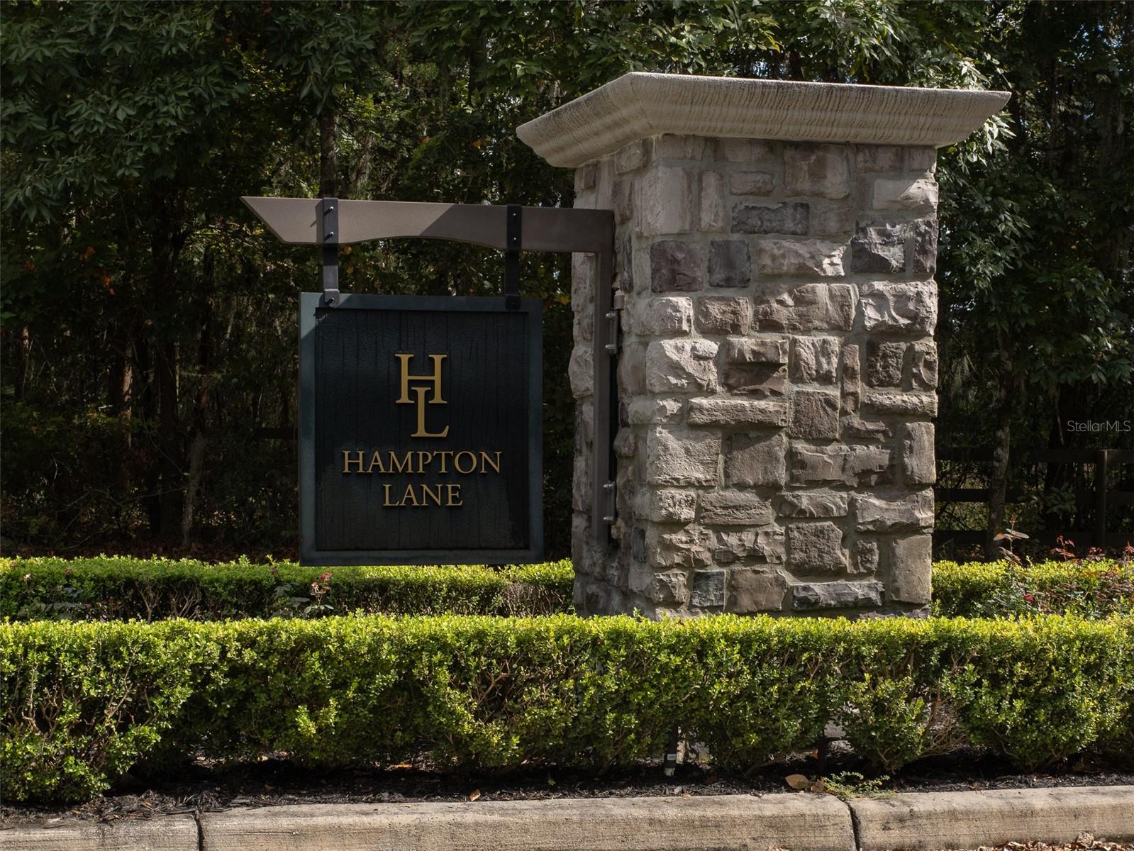HAMPTON LANE - Land