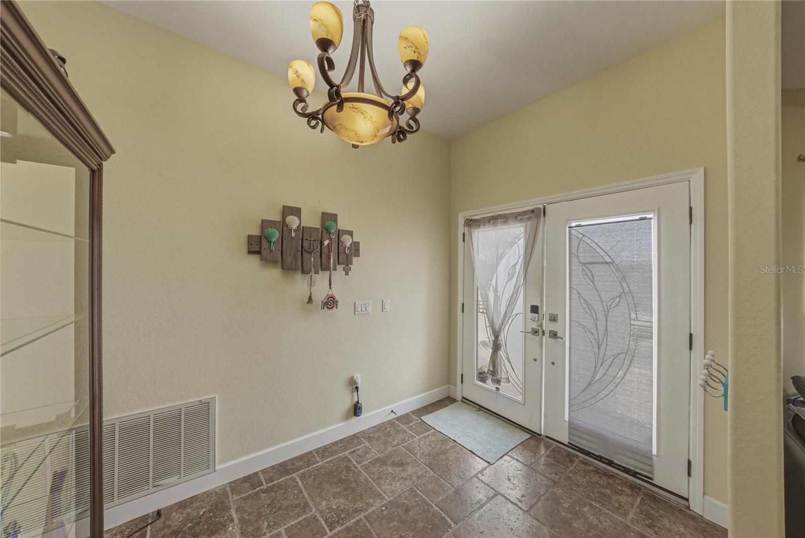 HERNANDO BEACH - Residential
