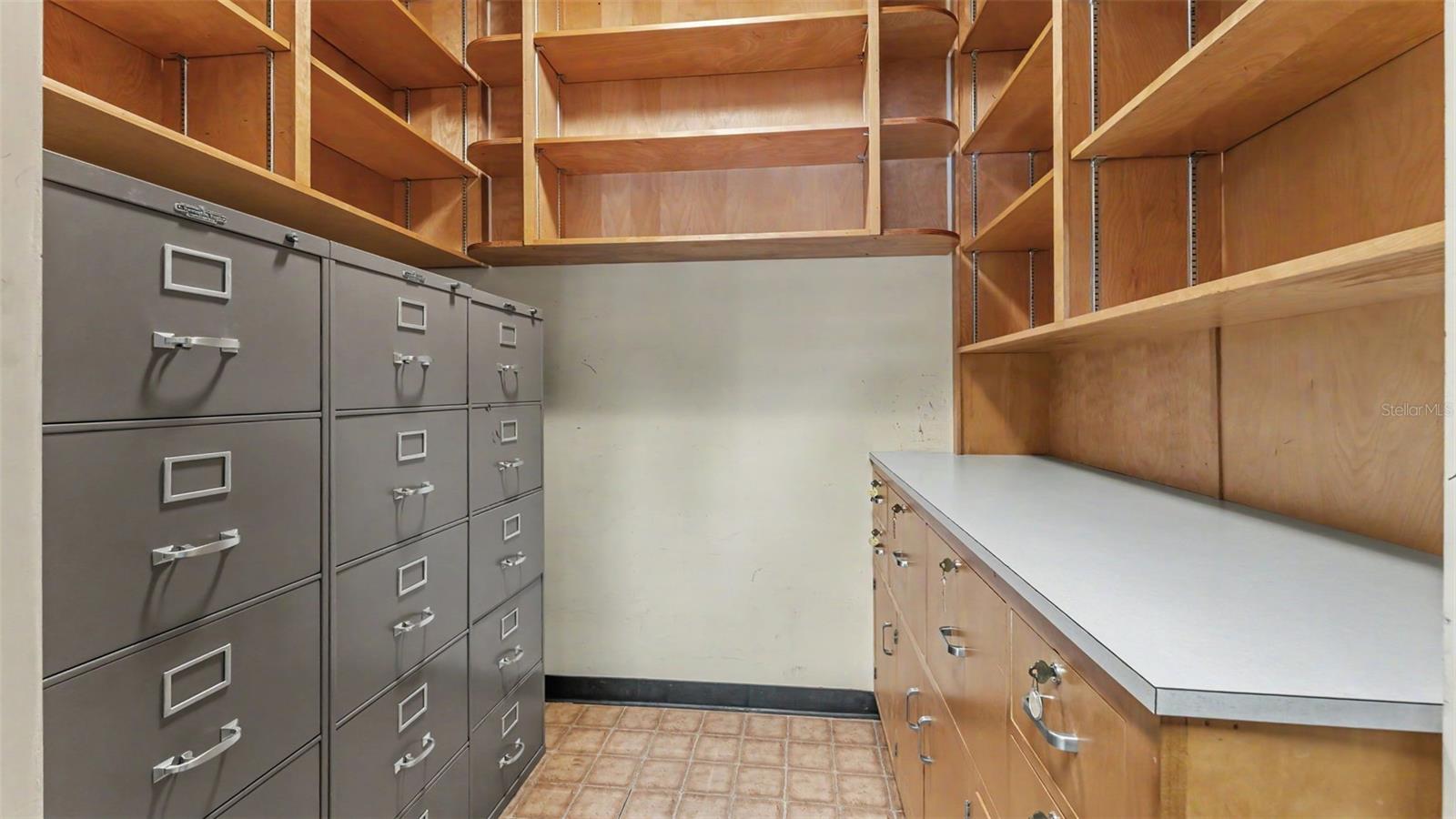 SUMMERLIN SCHOOL LANDS - Commercial Sale