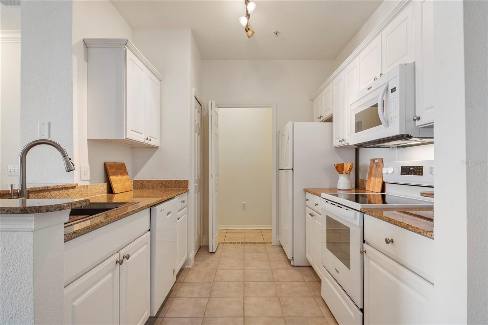 SOUTHERN PINES CONDO - Residential