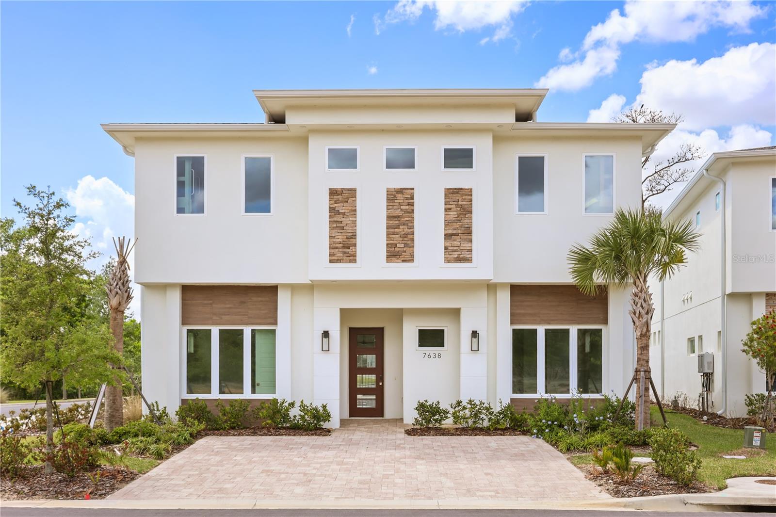 REUNION - Residential