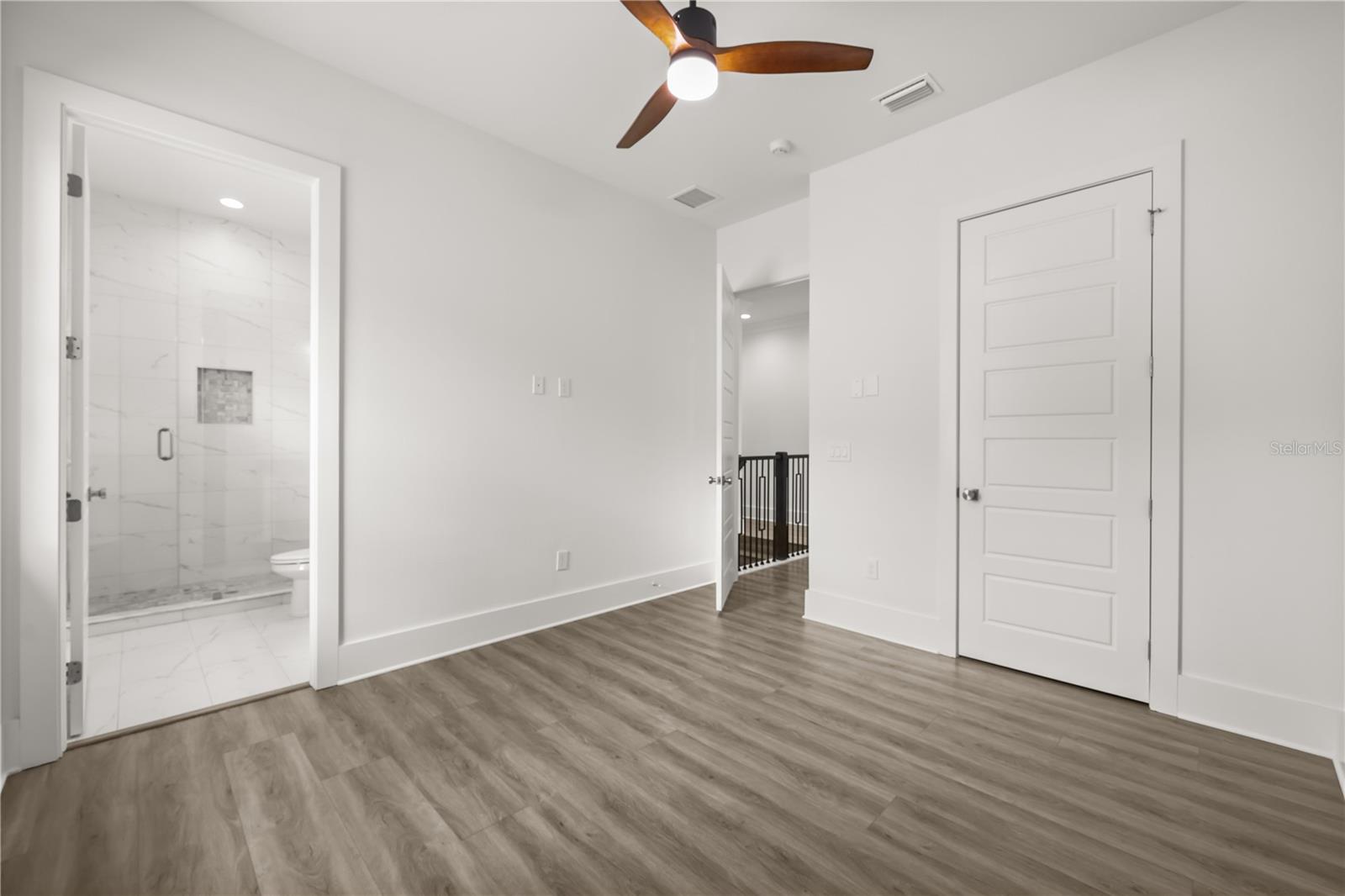 REUNION - Residential