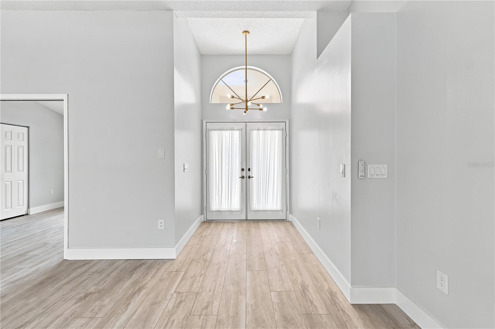 SPRING HILL - Residential