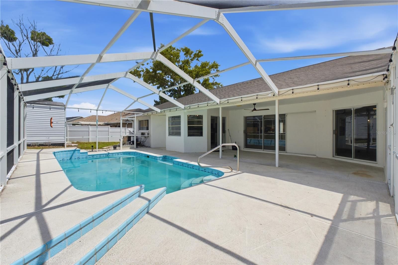 SPRING HILL - Residential