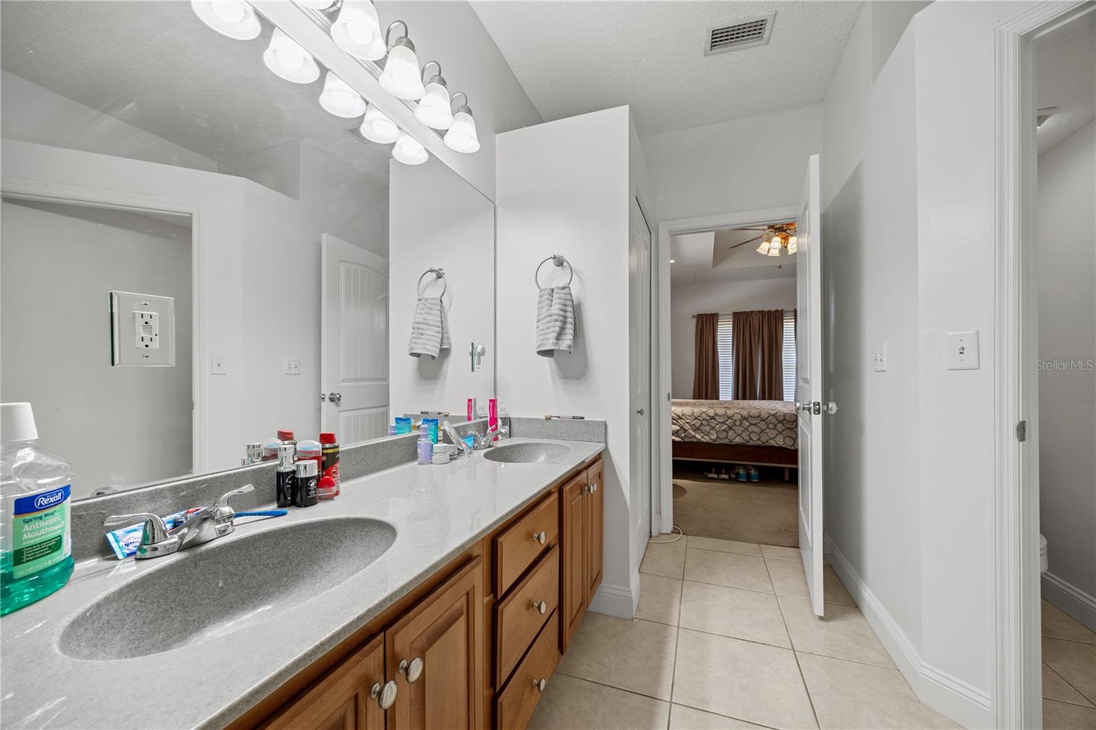 HIDDEN OAKS SUB - Residential