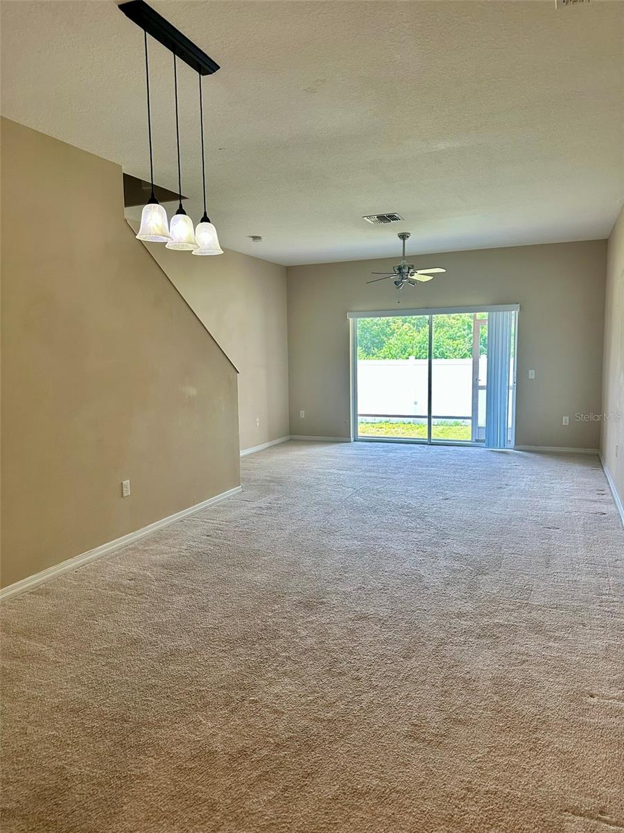 AUTUMNWOOD GROVE - Residential Lease