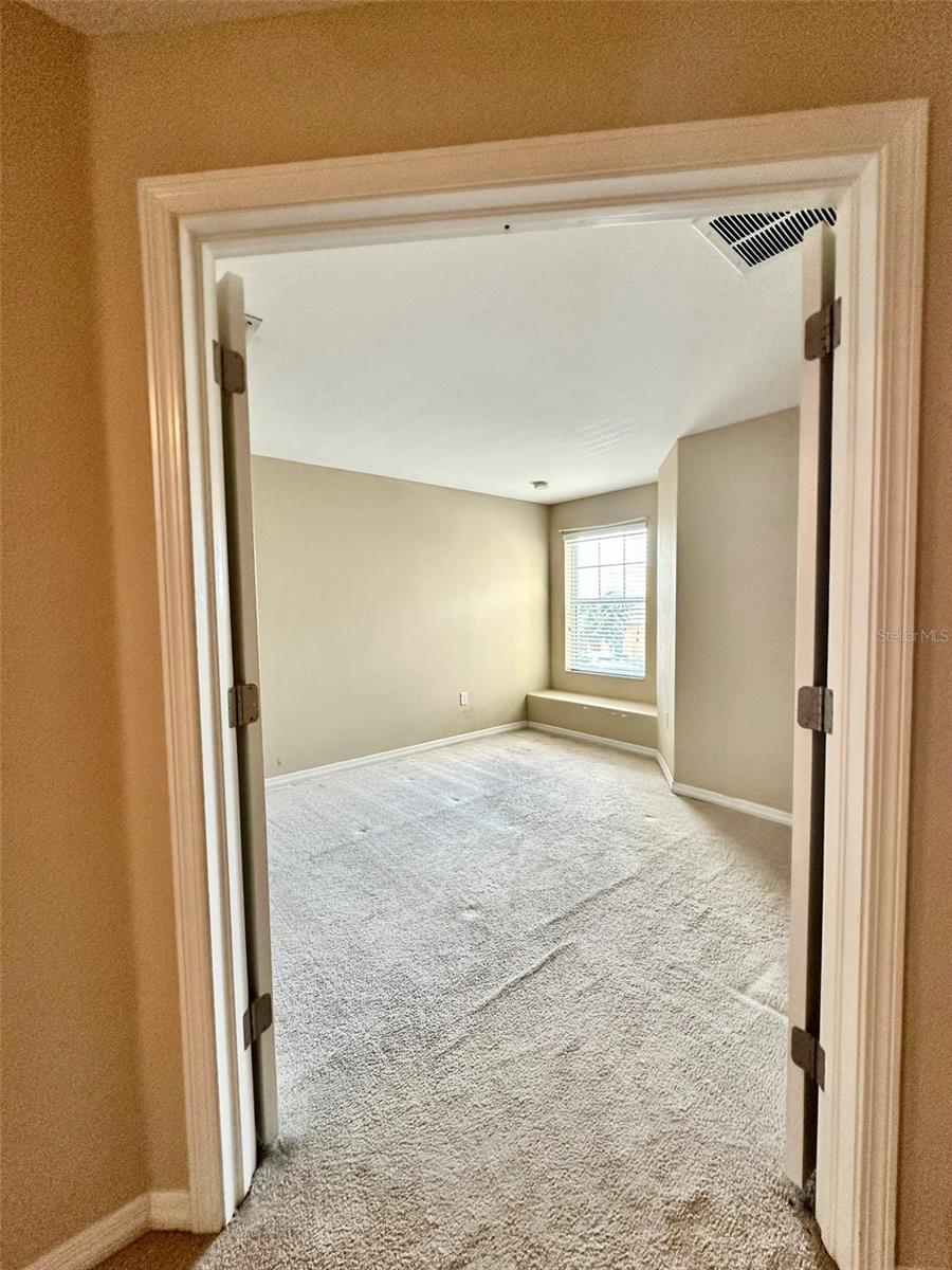 AUTUMNWOOD GROVE - Residential Lease