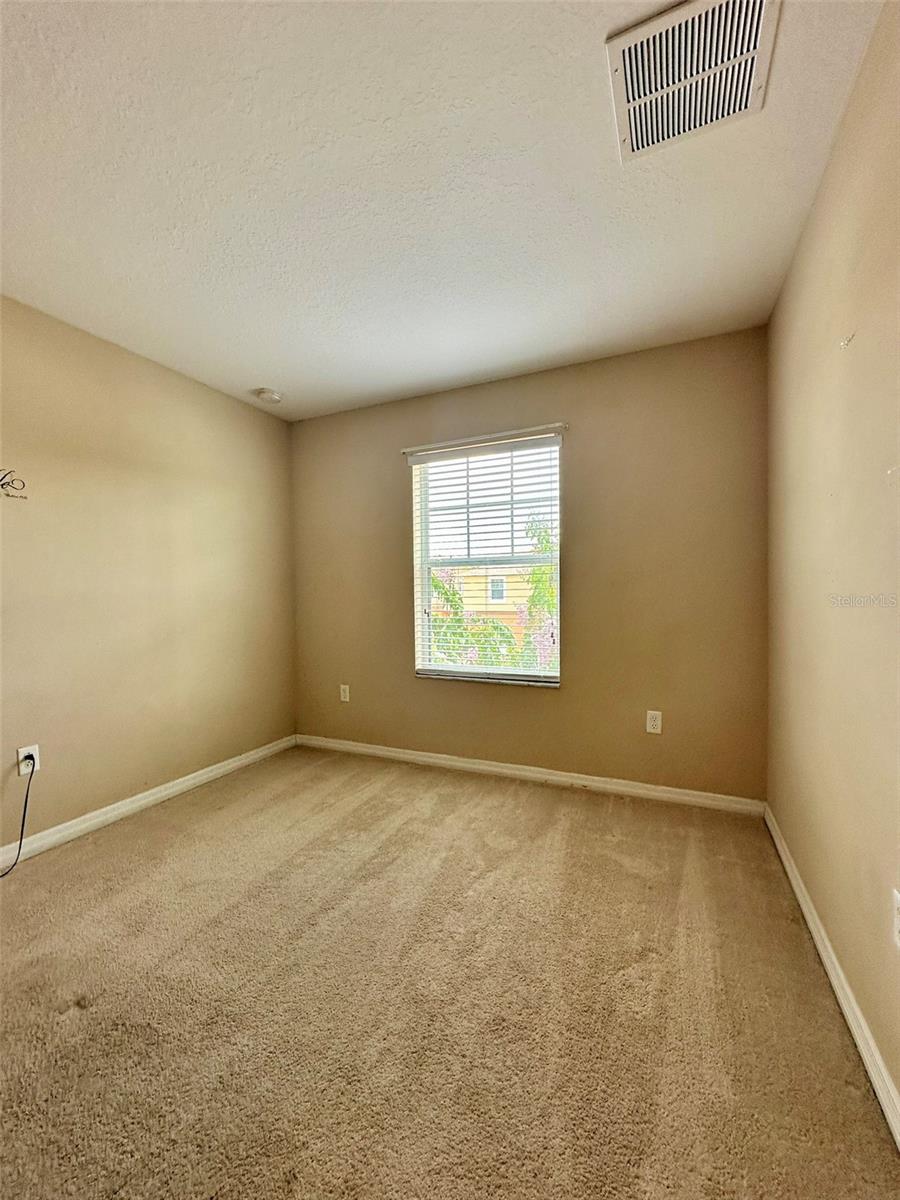 AUTUMNWOOD GROVE - Residential Lease