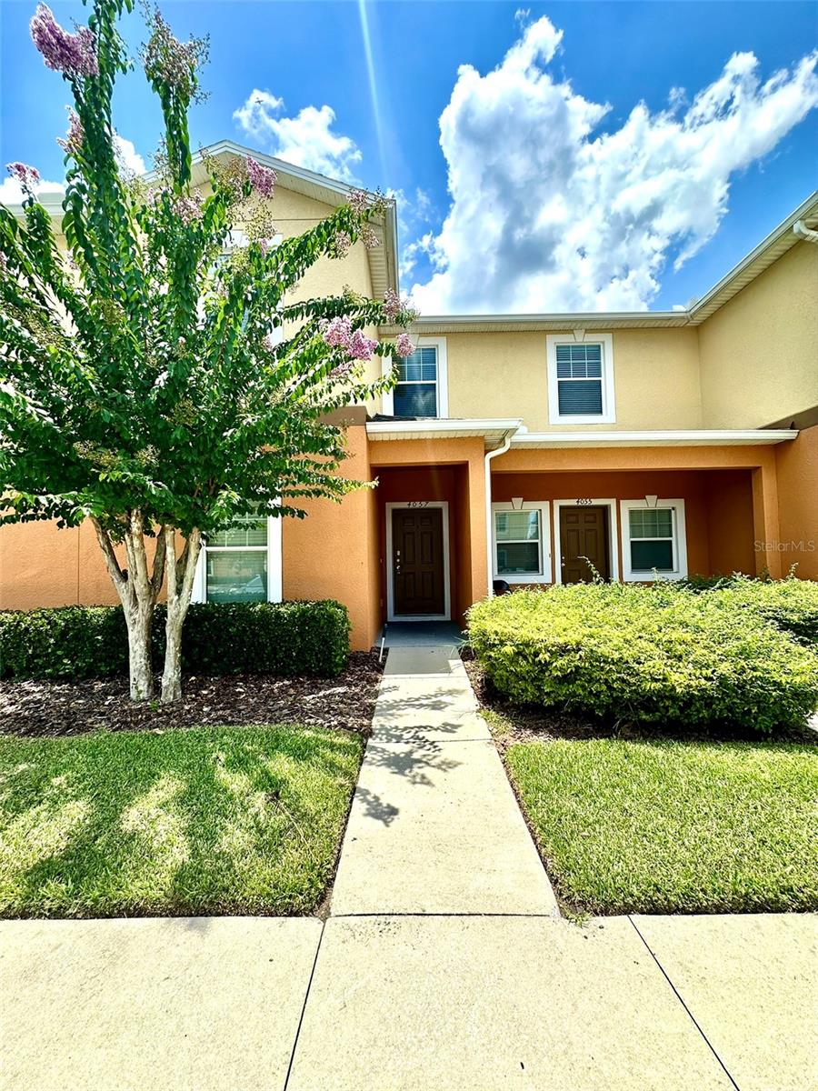 AUTUMNWOOD GROVE - Residential Lease