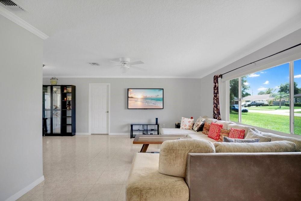 DELTONA LAKES UN 69 - Residential
