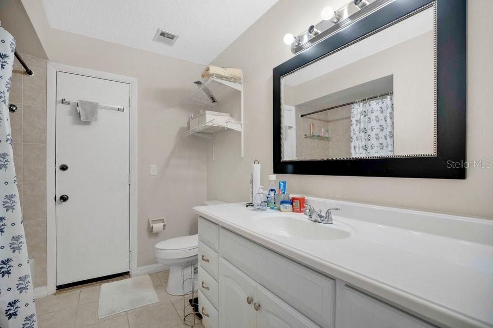 DELTONA LAKES UN 69 - Residential