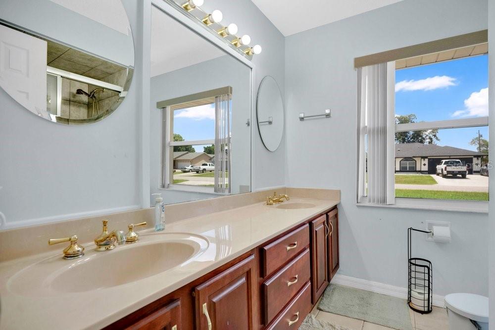DELTONA LAKES UN 69 - Residential