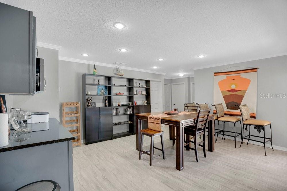 DELTONA LAKES UN 69 - Residential