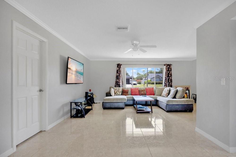 DELTONA LAKES UN 69 - Residential