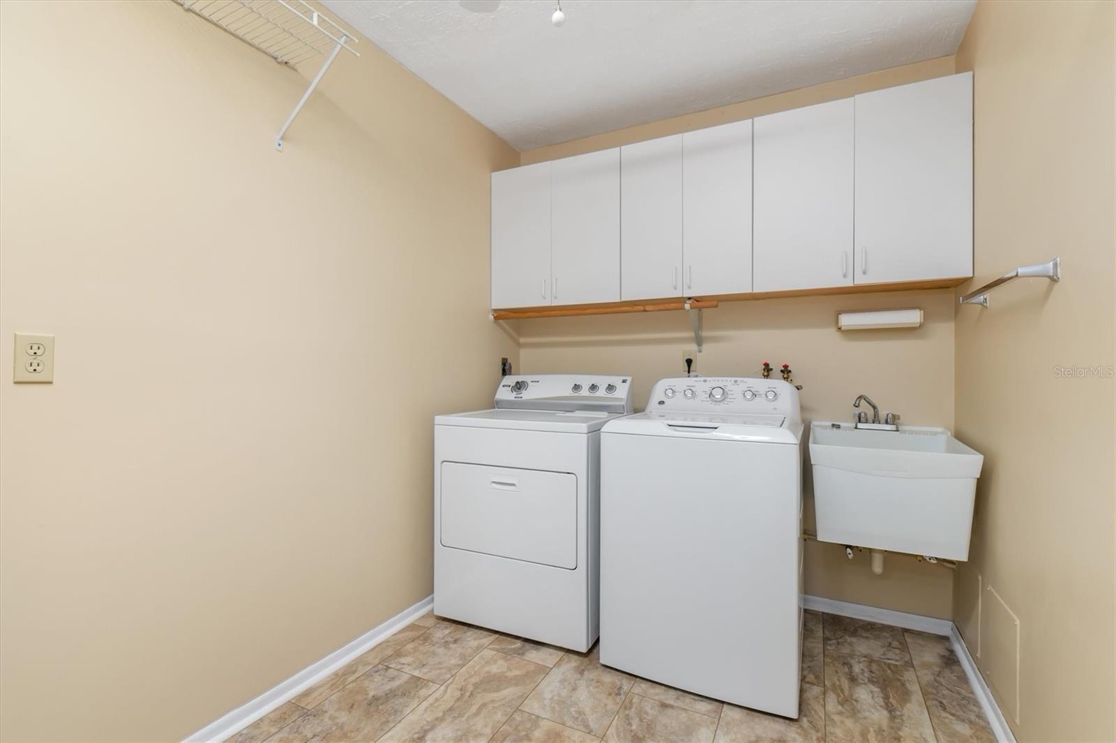 DUQUOIN HEIGHTS - Residential