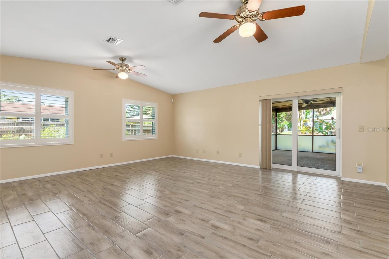 DUQUOIN HEIGHTS - Residential