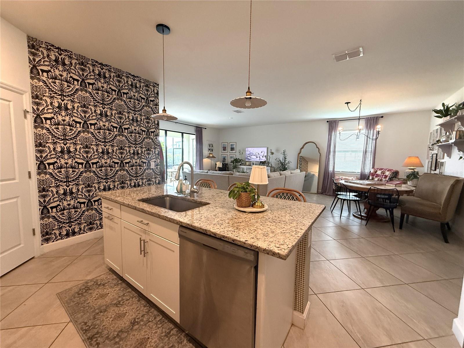LORRAINE LAKES PH I - Residential